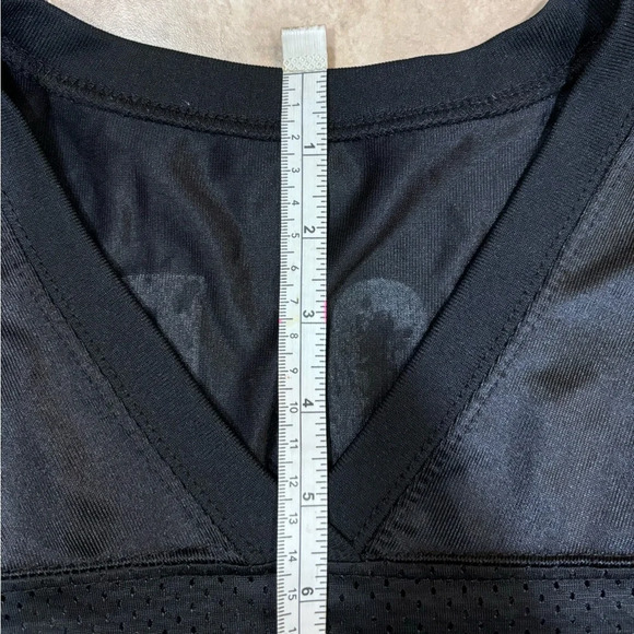 Ladie’s New Orleans Saints Black & Gold Jersey Size 2XL Runs Very Small - Picture 6 of 11